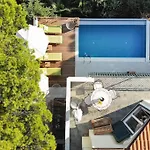 Villa 4 Bedrooms Hvar Located 100m From The Sea And 1,5 Km From Hvar Old Town Hvar Town