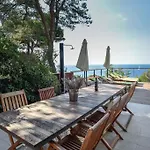 4 Bedrooms Hvar Located 100m From The Sea And 1,5 Km From Hvar Old Town Villa Hvar Town