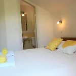 4 Bedrooms Hvar Located 100m From The Sea And 1,5 Km From Hvar Old Town