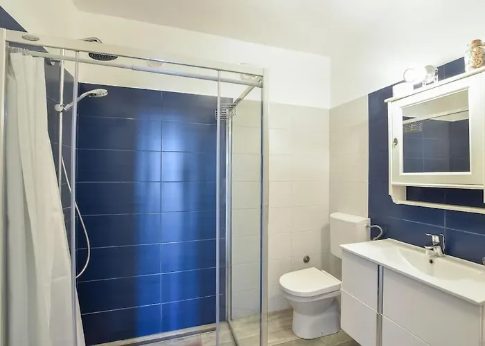 4 Bedrooms Hvar Located 100m From The Sea And 1,5 Km From Hvar Old Town Hvar Town