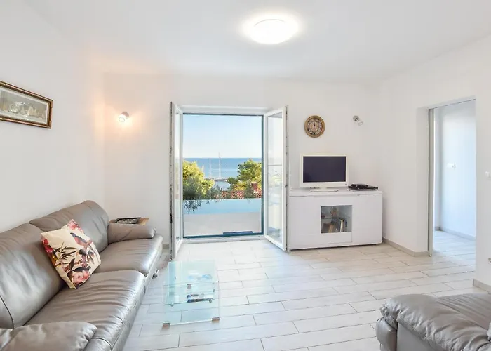 4 Bedrooms Hvar Located 100m From The Sea And 1,5 Km From Hvar Old Town 빌라 흐바르