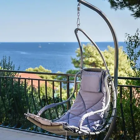 4 Bedrooms Hvar Located 100m From The Sea And 1,5 Km From Hvar Old Town Villa *